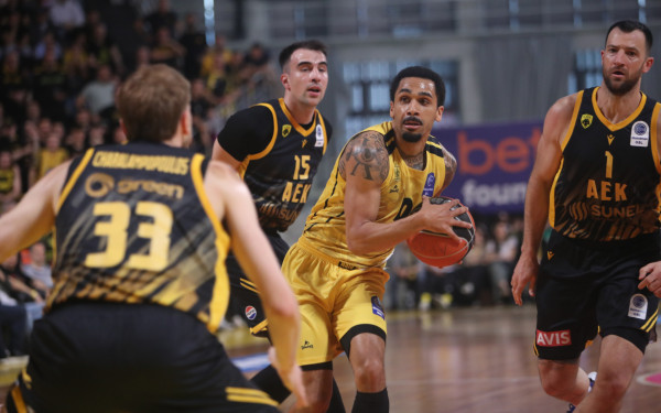 Μπάσκετ: «Αυτοκρατορική» νίκη του Άρη επί της ΑΕΚ, βαριά ήττα του Ηρακλή από τον Πανιώνιο (βίντεο)