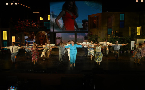 Η μεγάλη παρέα του «Μάλιστα Κύριε Ζαμπέτα» έρχεται στη Θεσσαλονίκη