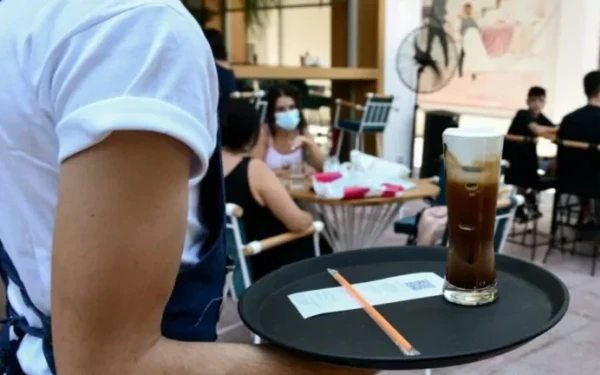 «Πάρτι» φοροδιαφυγής με 50.000 παραβάσεις μέσα σε τρεις μήνες - «Μπαράζ» λουκέτων