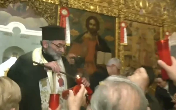 Πάσχα: Οι Έλληνες του Λιβάνου γιόρτασαν την Ανάσταση με κατάνυξη και ελπίδα (βίντεο)