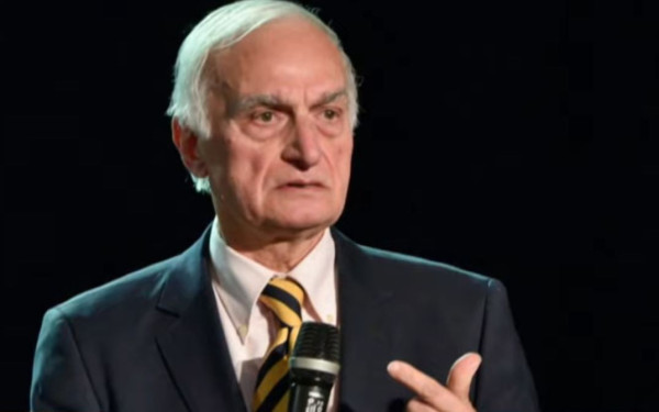 Σοκάρει ο Μανώλης Μαυρομμάτης για την φωτιά του 2024 που σκότωσε τη σύζυγό του - «Προσπάθησα να τη σώσω  δεν το κατάφερα» (βίντεο)