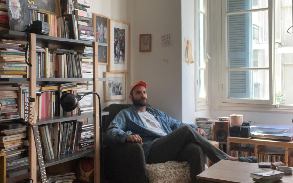 Αχιλλέας Μεσάικος: Αν κάποιοι αποφασίσουν ότι τα έργα μου κάνουν εκατομμύρια, τότε θα κάνουν εκατομμύρια, το θεωρώ γελοίο