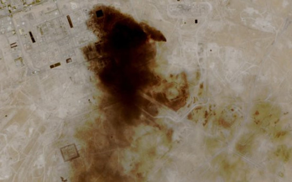 Μονάδα διυλιστηρίου στη Σαουδική Αραβία καταστράφηκε ύστερα από επιθέσεις