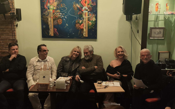 Θεσσαλονίκη: Το αόρατο νήμα που συνδέει τον Τσάρλι Τσάπλιν, τη Μέρλιν Μονρόε και τον Έλβις Πρίσλεϊ στο νέο βιβλίο του Σταύρου Παρχαρίδη