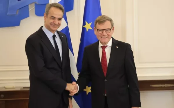 Συνάντηση Κυρ. Μητσοτάκη - Γ. Βάντεφουλ: «Είμαστε μια χώρα, που διατηρεί εποικοδομητικές σχέσεις με όλες τις χώρες της περιοχής, κάτι που μας καθιστά αξιόπιστους "γεφυροποιούς"»