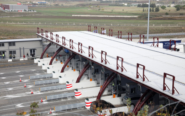 Πού «σκάλωσαν»  τα ηλεκτρονικά διόδια