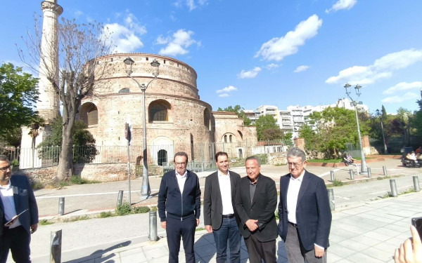 Θεσσαλονίκη: Καθαρίστηκε η Γούναρη από τις μουτζούρες - Στέλιος Αγγελούδης: Στόχος μια καθαρή πόλη