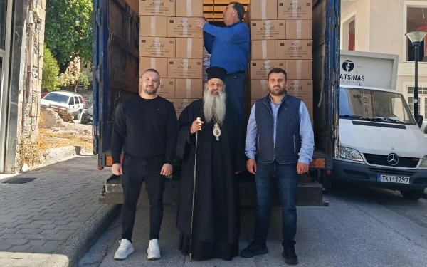 ΄Τρίκαλα: Γέφυρα αλληλεγγύης για 350 οικογένειες στο δήμο Μετεώρων