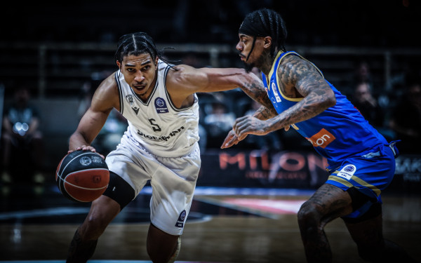 Μπάσκετ: Ο ΠΑΟΚ νίκησε με 91-79 το Περιστέρι και έκανε το πρώτο βήμα για την τετράδα (βίντεο)