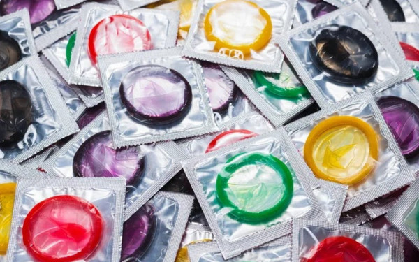 Η κρίση στη Μέση Ανατολή «φουσκώνει» τις τιμές και στα... προφυλακτικά - Έρχονται αυξήσεις έως 30%