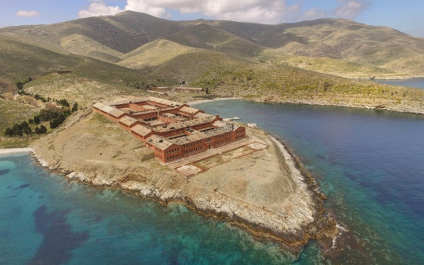 WWF: Μόνιμη προστασία για τη Γυάρο με το νέο Προεδρικό Διάταγμα