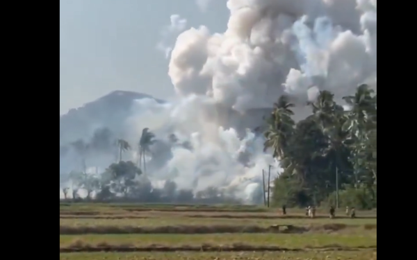 Ινδία: Τουλάχιστον 13 νεκροί και 40 τραυματίες από φωτιά σε εργοστάσιο πυροτεχνημάτων (βίντεο)
