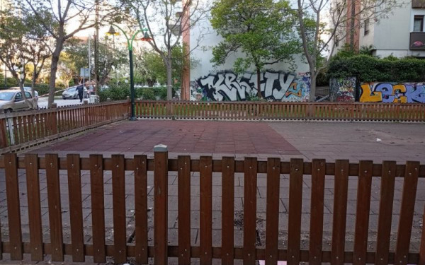 Καλαμαριά: Συστράτευση διοίκησης, αντιπολίτευσης και κατοίκων για την επαναλειτουργία της παιδικής χαράς στο Καραμπουρνάκι