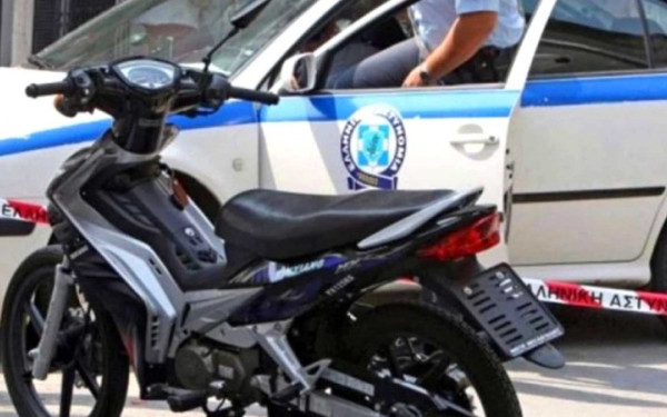 Θεσσαλονίκη: Νεαρός συνελήφθη με κλεμμένο δίκυκλο χωρίς πινακίδες