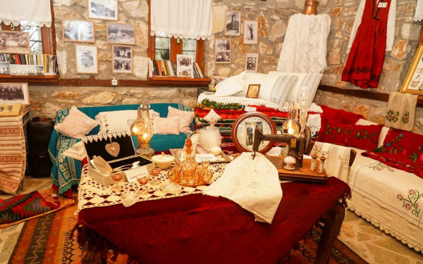 Άνω Μηλιά: «Η προίκα μας, η ιστορία μας, είναι απλωμένη στα Πιέρια» - Μια έκθεση για να θυμούνται οι μεγάλοι και να μαθαίνουν οι νεότεροι