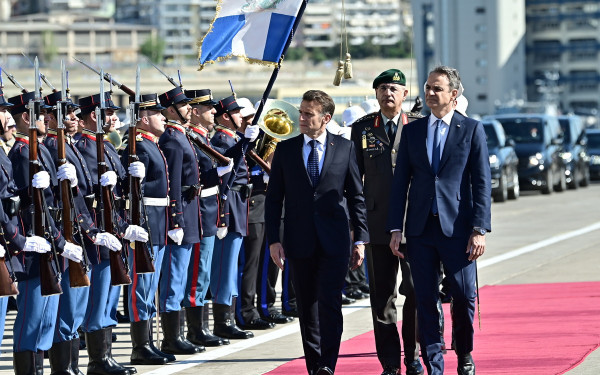 Φρεγάτα «Κίμων»: Η κοινή επίσκεψη Μητσοτάκη και Μακρόν - Παρακολουθήστε live