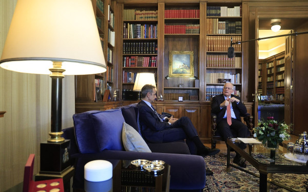 Μητσοτάκης σε Τασούλα: «H κυβέρνηση έχει κάνει το καλύτερο για να στηρίξει τα ελληνικά νοικοκυριά»