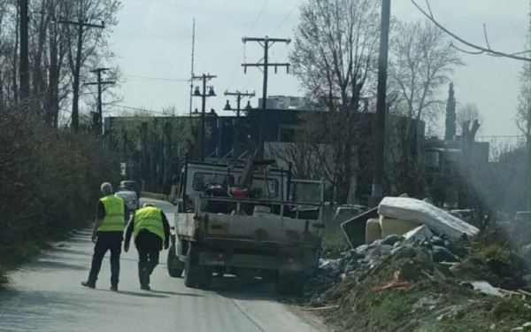 Καλαμαριά: Κατατέθηκαν μηνύσεις κατά 2 ατόμων που πέταξαν μπάζα σε κοινόχρηστο χώρο στον Φοίνικα