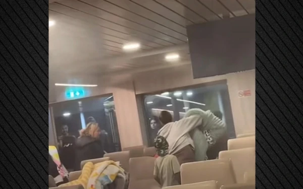 Χάος στο πλοίο «Νήσος Σάμος»: Επιβάτες άναψαν τσιγάρο και αμέσως ενεργοποιήθηκε το σύστημα πυρόσβεσης