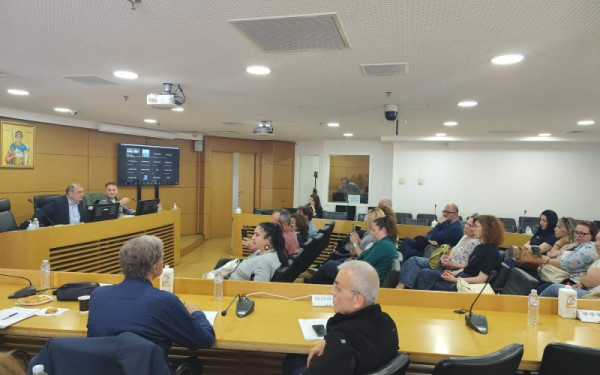 Σχολικές επιτροπές υπό πίεση: «Έκρηξη» γραφειοκρατίας και ανισότητες στους Δήμους