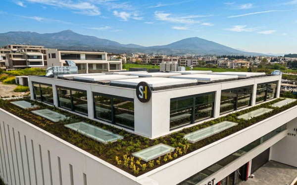 Social House: To νέο roof garden στην Θέρμη, που ήρθε να επαναπροσδιορίσει το casual dining και να προσφέρει μαγευτικά ηλιοβασιλέματα
