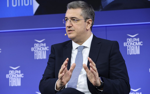 Τζιτζικώστας: «Δεν υπάρχει έλλειψη καυσίμων στην ΕΕ, το πρόβλημα είναι οι τιμές που έχουν εκτοξευθεί» - Προειδοποίηση για προβλήματα μετά τον Ιούνιο (βίντεο)