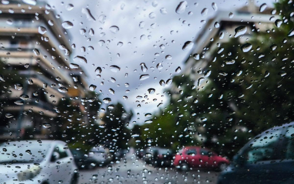 Βροχές, μεμονωμένες καταιγίδες και άνεμοι - Αλλάζει το καιρικό τοπίο από σήμερα
