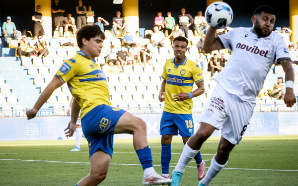 Super League - Πλέι άουτ: Σώθηκε στο 95' ο Παναιτωλικός, «μαχαιριά» για την ΑΕΛ