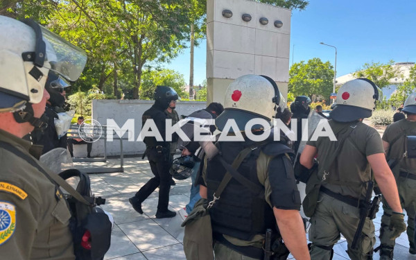ΑΠΘ: Επεισόδια μεταξύ αντεξουσιαστών και μέλη των ΕΑΑΚ με έξι τραυματίες