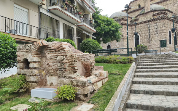 Θεσσαλονίκη: Παρουσία Μενδώνη η παράδοση τεσσάρων ακόμη οθωμανικών κρηνών στην Άνω Πόλη