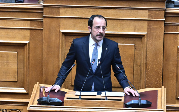 Ιστορική ομιλία Ν. Χριστοδουλίδη στη Βουλή: «Η Ελλάδα παραμένει ο πιο συνεπής, ανιδιοτελής και διαχρονικός σύμμαχος της Κύπρου»
