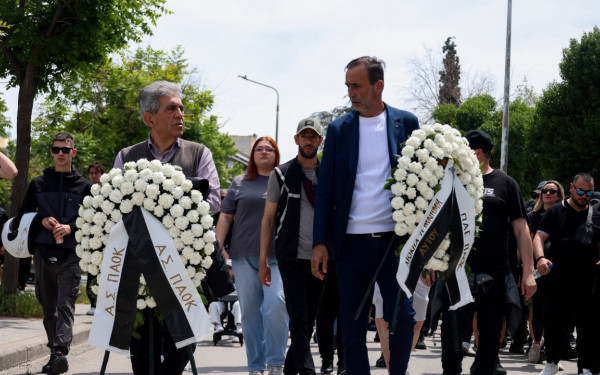 ΠΑΟΚ: Φόρος τιμής στη μνήμη του Νάσου Κωνσταντίνου