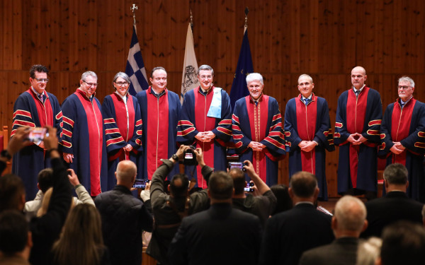 Απόστολος Τζιτζικώστας: Αναγορεύτηκε Επίτιμος Διδάκτορας του ΔΠΘ ο Ευρωπαίος Επίτροπος