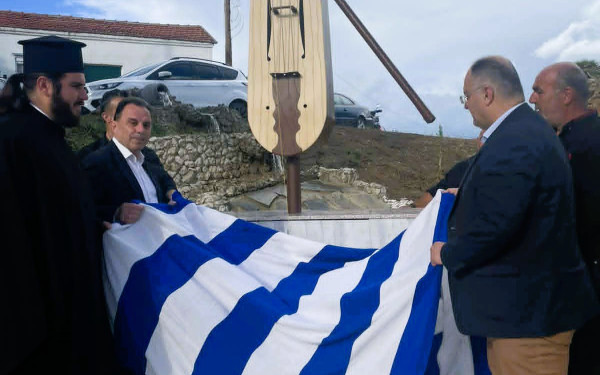 Κιλκίς: Μια επιβλητική ποντιακή λύρα ύψους 4,5 μέτρων το νέο μνημείο στα Θεοδόσια