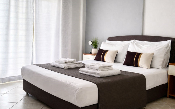 Domes Apartments: Το καλοκαιρινό «σπίτι μας» στην Καλλιθέα Χαλκιδικής