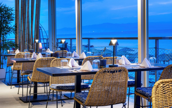 Greco’s Mediterranean Cuisine: Ένας απόλυτος γαστρονομικός προορισμός, υψηλής αισθητικής στην Καλλιθέα Χαλκιδικής
