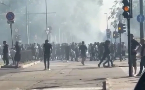 Σκηνές χάους στην Ιταλία: Σοβαρά επεισόδια εντός και εκτός γηπέδου στο Τορίνο - Γιουβέντους (βίντεο)