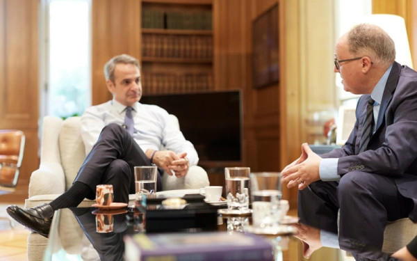 Μητσοτάκης στους FT: Η Ευρώπη δεν μπορεί να δεχθεί εκβιασμό περί «διοδίων» στα Στενά του Ορμούζ - Προτεραιότητα η ασφάλεια και η ειρήνη