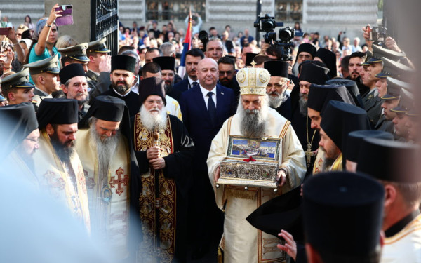 Ιστορικές στιγμές στο Βελιγράδι: Στη Σερβία η Αγία Ζώνη από τη Μονή Βατοπεδίου