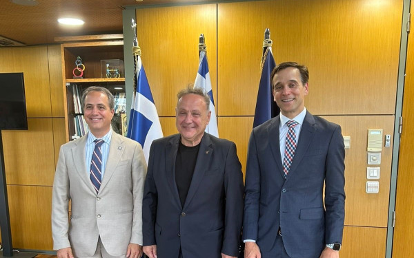 Θεσσαλονίκη - Αμερικανός επιτετραμένος Τζον Χαγκ: Συνάντηση με τον δήμαρχο Στ. Αγγελούδη και επίσκεψη σε Άγιο Όρος και Βασιλικούς Τάφους στη Βεργίνα