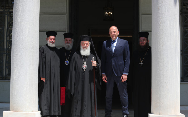 Γ. Γεραπετρίτης προς Πατριάρχη Ιεροσολύμων: «Τα δικαιώματα του Πατριαρχείου αποτελούν υπόθεση όλου του Ελληνισμού»