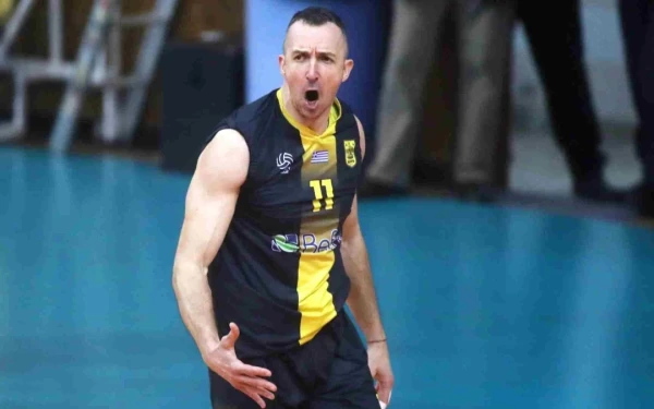 Βόλεϊ: Οδήγησε τον Άρη στη Volley League και κρέμασε τα παπούτσια του ο σπουδαίος Γιορντάνοφ (βίντεο)
