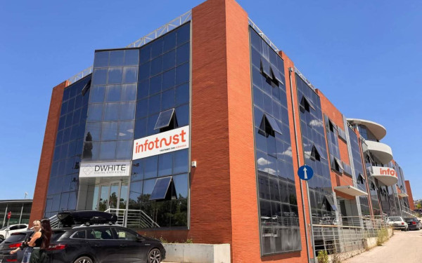 Η Infotrust επενδύει στα νέα ιδιόκτητα κεντρικά της γραφεία στη Θεσσαλονίκη