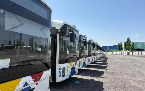 Θεσσαλονίκη: 50 νέα ηλεκτρικά αρθρωτά λεωφορεία για τον ΟΑΣΘ