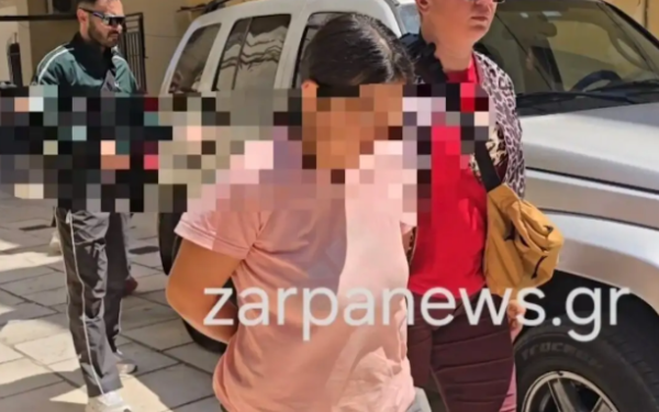 Κρήτη: Προφυλακιστέοι η 25χρονη μητέρα και ο σύντροφός της για την κακοποίηση της 3χρονης