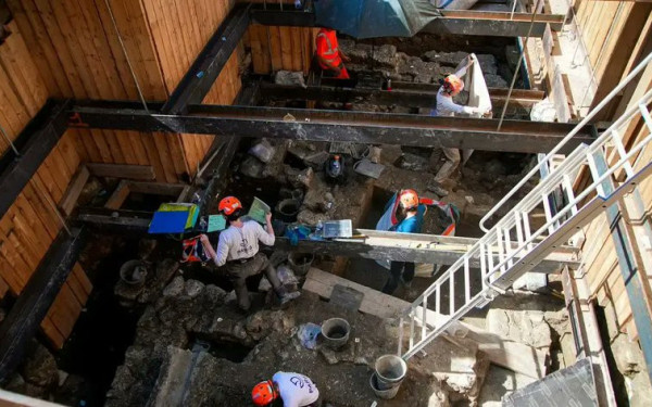 Η «ανασκαφή του αιώνα» κάτω από την Παναγία των Παρισίων: Στο φως ρωμαϊκά και μεσαιωνικά μυστικά (βίντεο)