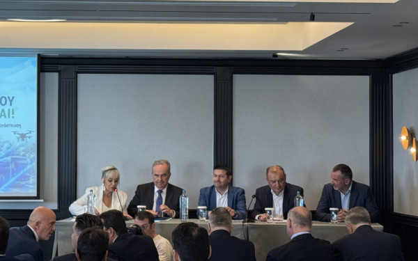 Θεσσαλονίκη: Απορριμματοφόρα με κάμερες Τεχνητής Νοημοσύνης και 200.000 «έξυπνα» υδρομέτρα της ΕΥΑΘ