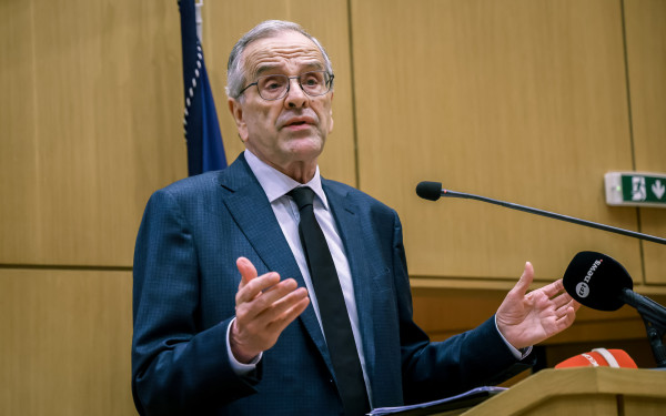Μήνυμα Σαμαρά: «Η πολιτική δεν αντέχει τα κενά, η Ελλάδα δεν μπορεί να παραμένει βουβή»