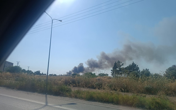 Θεσσαλονίκη: Φωτιά κοντά στα Τσαΐρια - Δείτε βίντεο