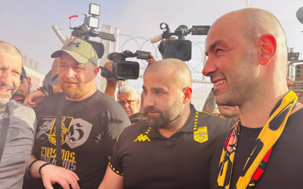 Μπάσκετ: Αυτοκρατορική υποδοχή στον Βασίλη Σπανούλη από χιλιάδες φίλους του Άρη (βίντεο)